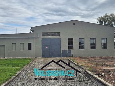 Pronájem skladového prostoru 860 m²