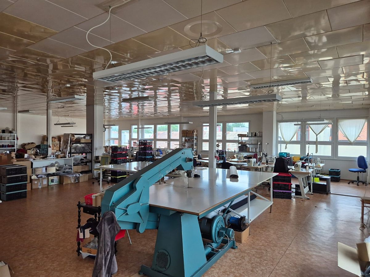 Pronájem komerční nemovitosti 275 m² – fotografie 3