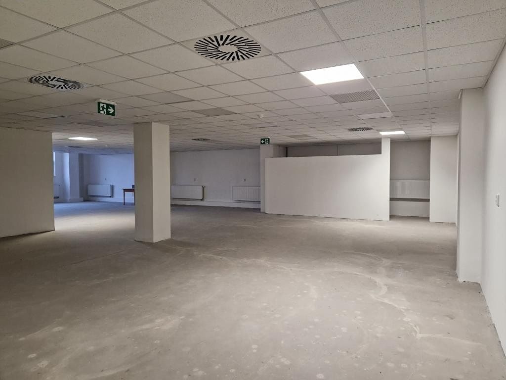 Pronájem obchodního prostoru 178 m² – fotografie 5
