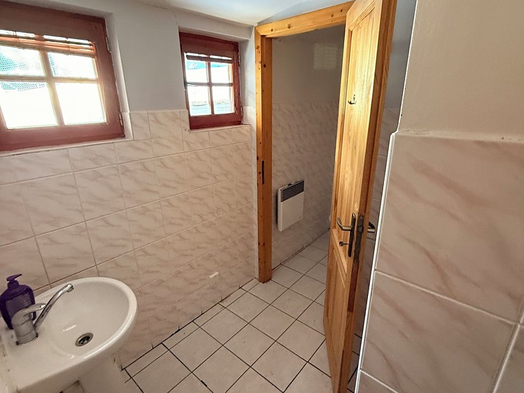 Prodej komerčního prostoru, 86 m² (19 z 20)