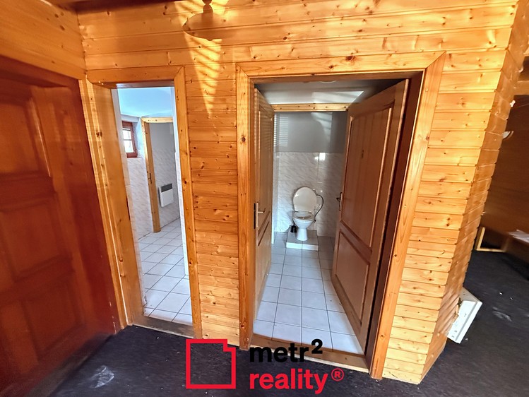 Prodej komerčního prostoru, 86 m² (18 z 20)