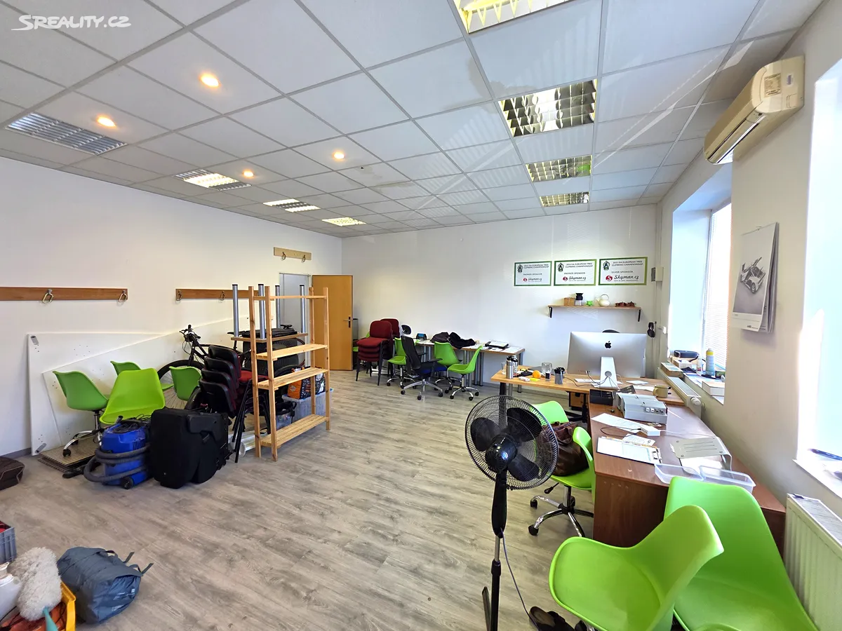 Pronájem kanceláře 60 m² – další
