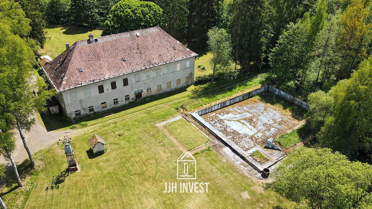 Prodej ubytovacího zařízení 880 m²