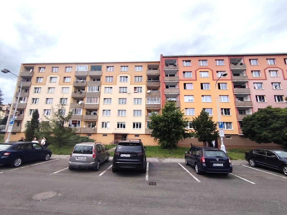 Prodej bytu 3+1 75 m², Chomutov – fotka 1 z 3