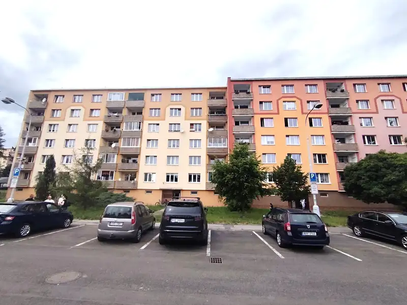 Prodej bytu 3+1 75 m², Chomutov – náhled fotky 1