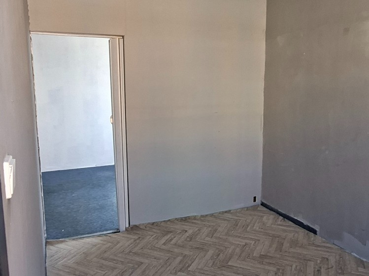 Квартира 4+1 в оренду, 91 м² (6 з 12)