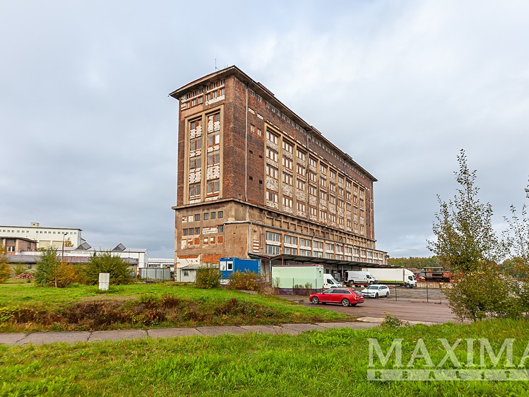 Комерційне приміщення в оренду, 1 150 м² (25 з 30)