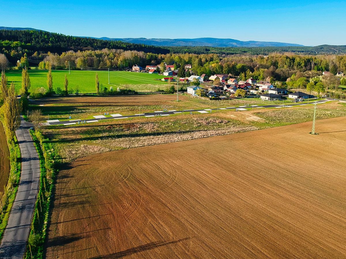 Prodej stavebního pozemku 963 m² – fotografie 2
