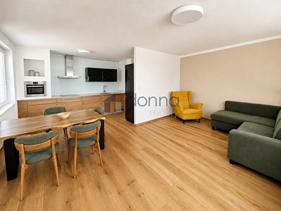 Pronájem bytu 3+kk 84 m²