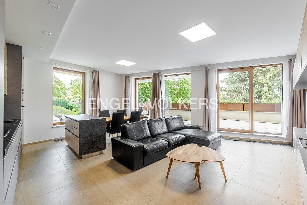 Pronájem bytu 3+kk 79 m²