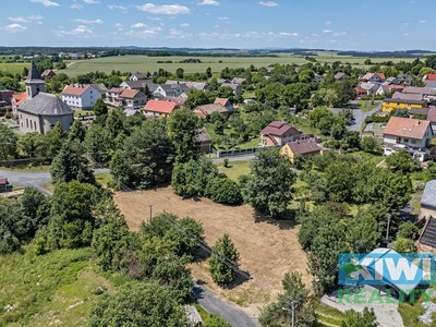 Prodej  stavebního pozemku 1 744 m²