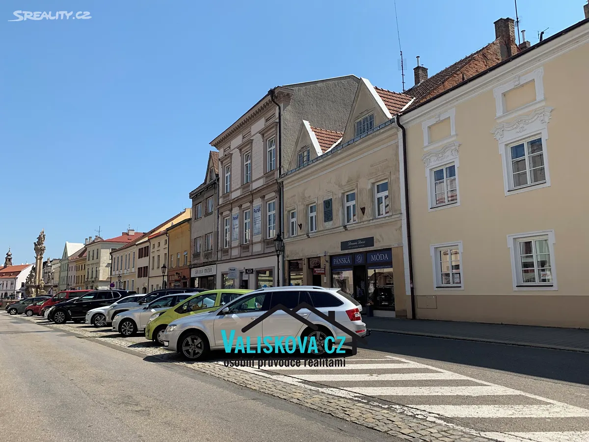 Pronájem obchodního prostoru 17 m², Riegrovo náměstí