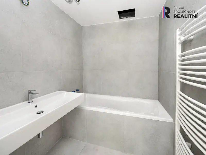 Prodej bytu 2+kk 55 m², Březnice – náhled fotky 3