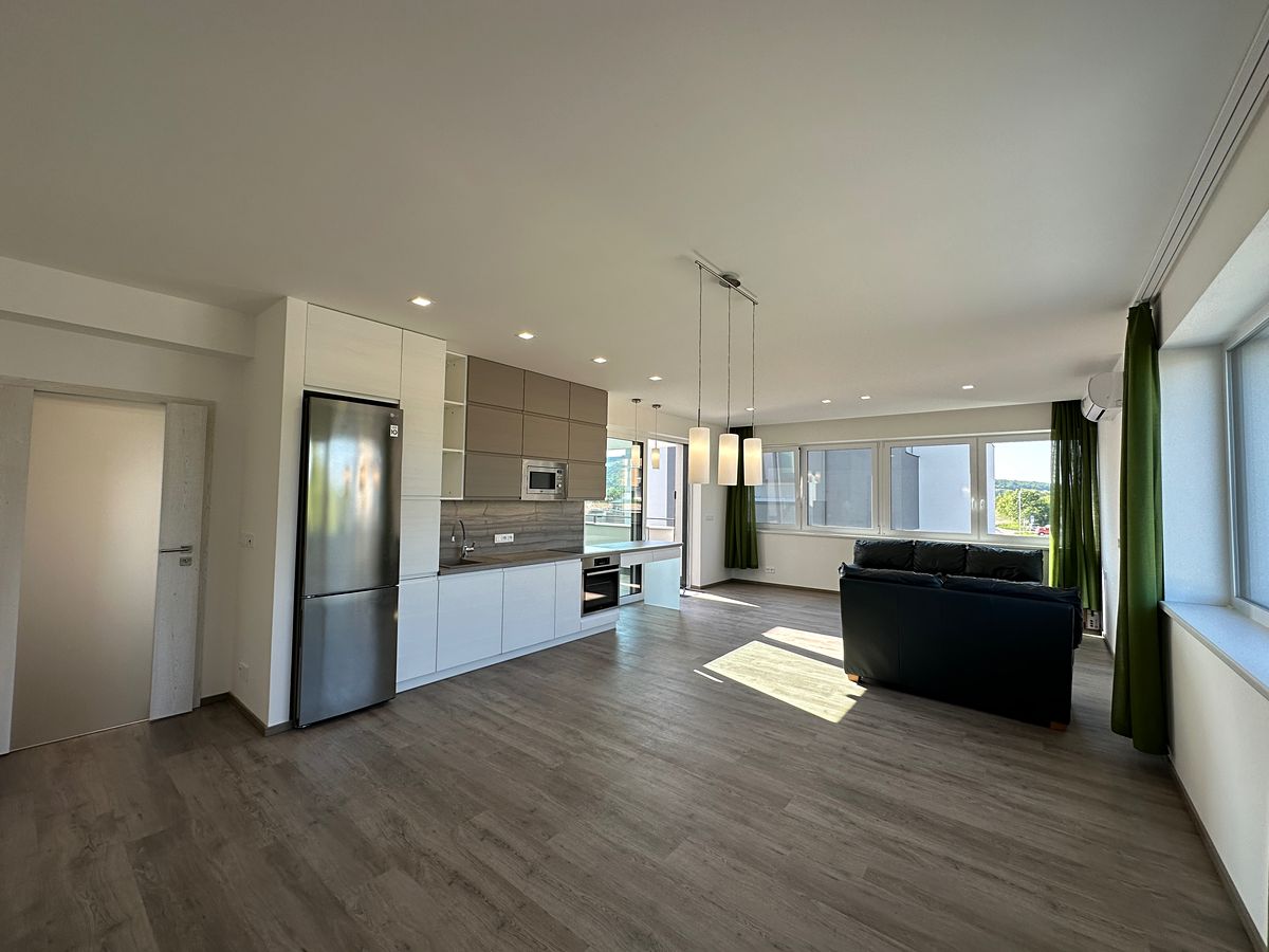 Pronájem bytu 3+kk 86 m²