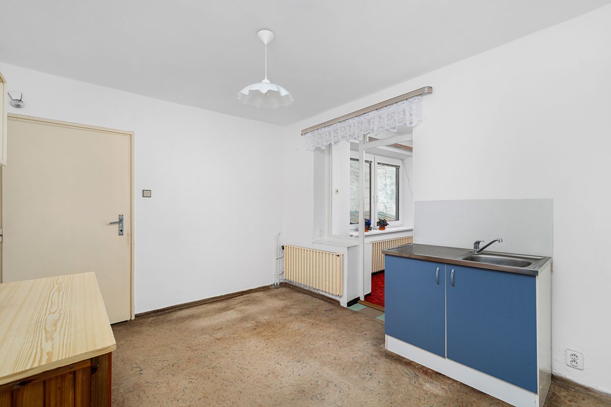 Prodej rodinného domu 145 m², pozemek 381 m² – fotografie 5