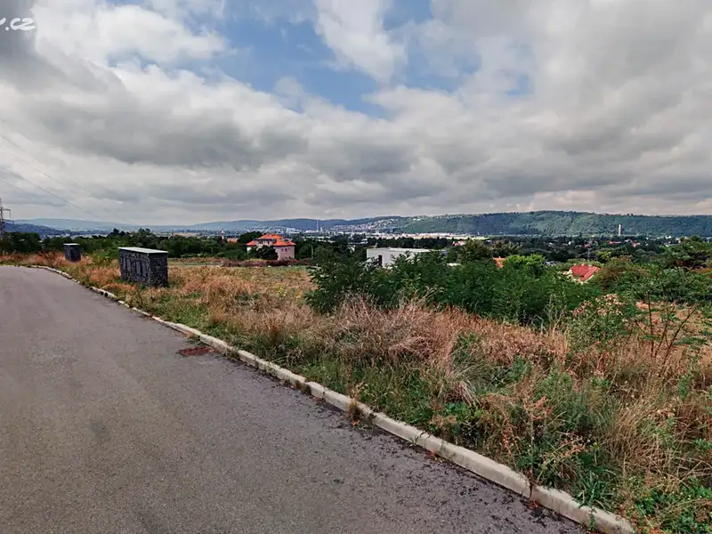 Prodej stavebního pozemku 787 m², Praha – náhled fotky 3