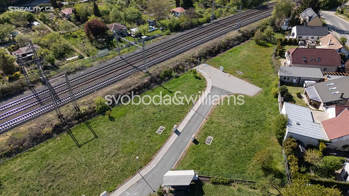 Prodej stavebního pozemku 855 m², Praha