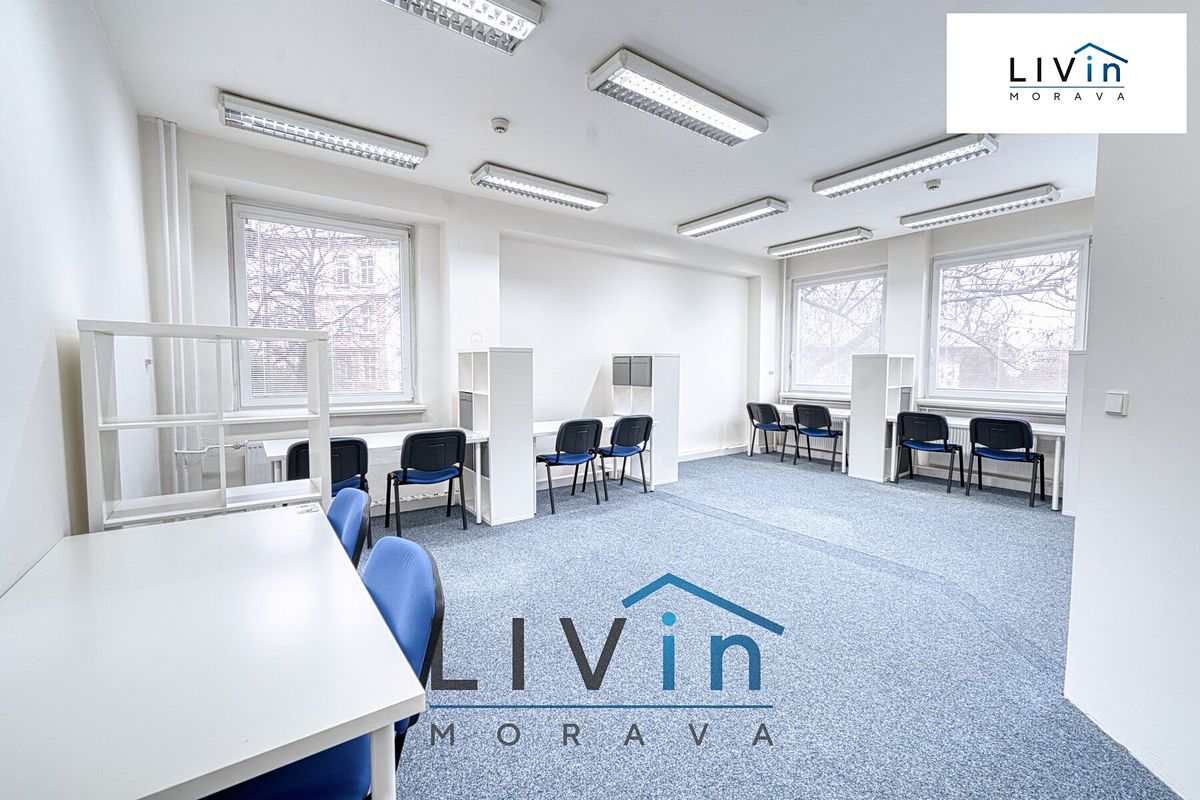 Pronájem kanceláře 68 m²