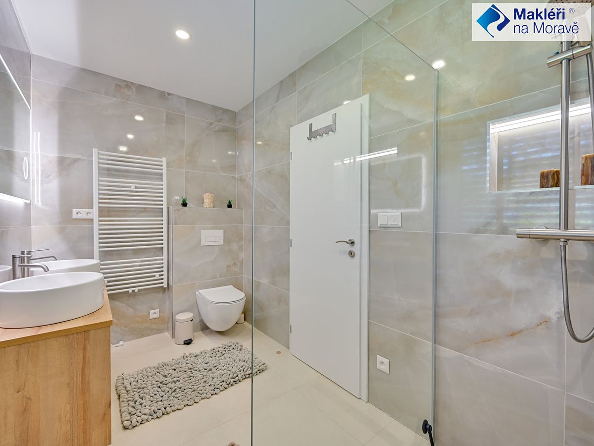 Prodej rodinného domu 74 m², pozemek 234 m² – fotografie 3