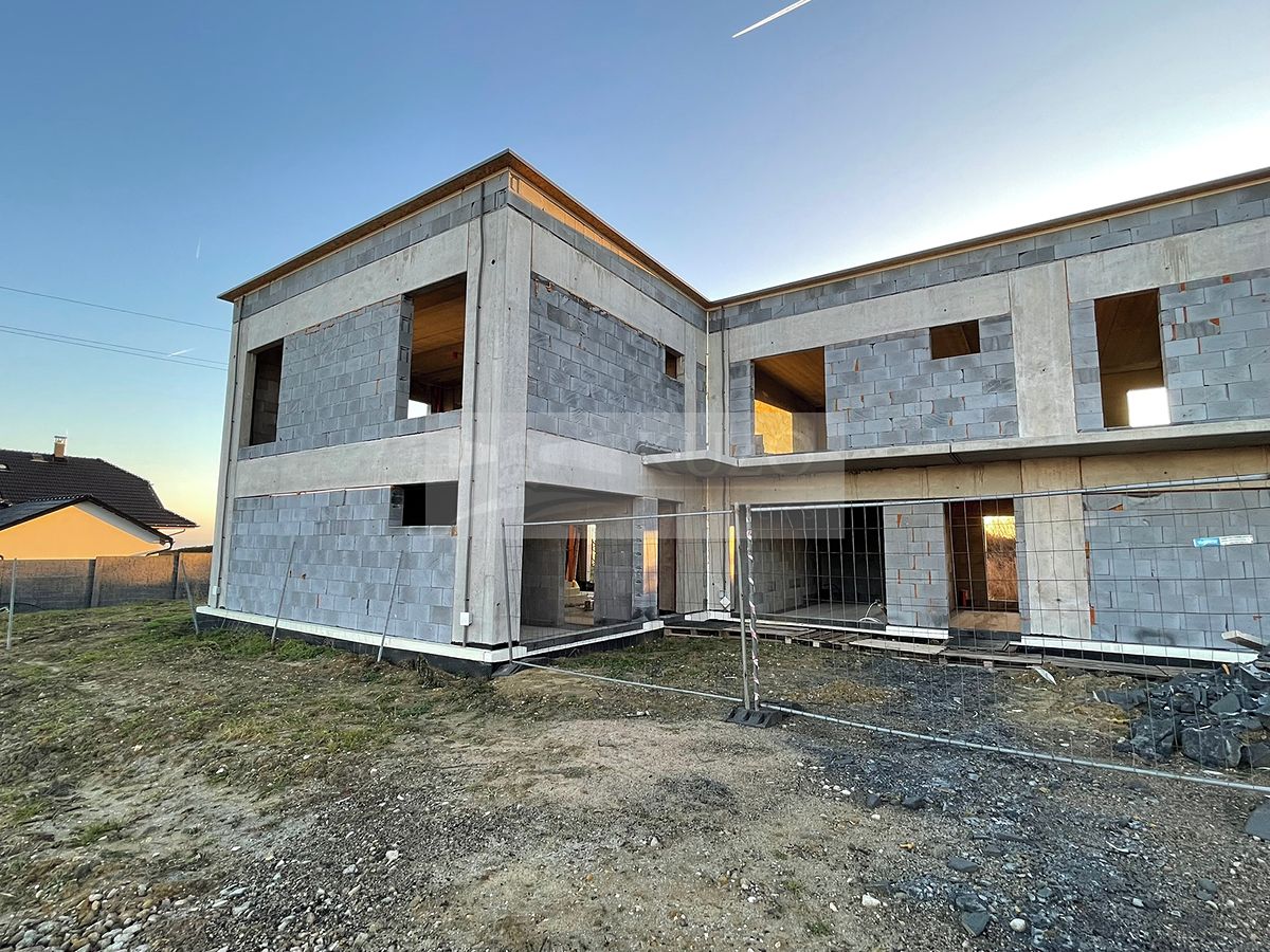 Prodej rodinného domu 168 m², pozemek 557 m² – fotografie 5