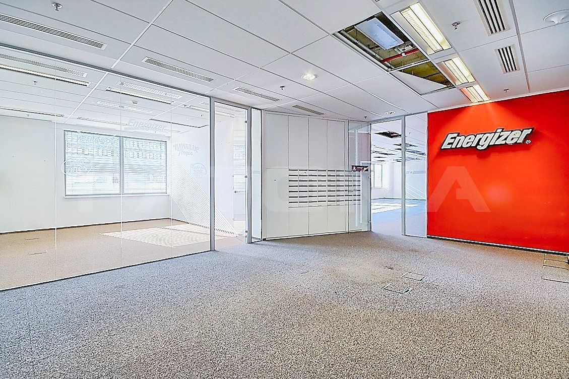 Pronájem kanceláře 956 m² – fotografie 2