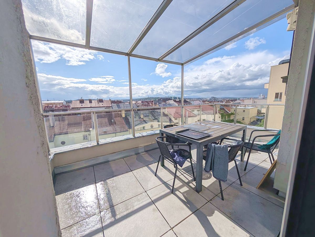 Pronájem bytu 1+1 46 m²