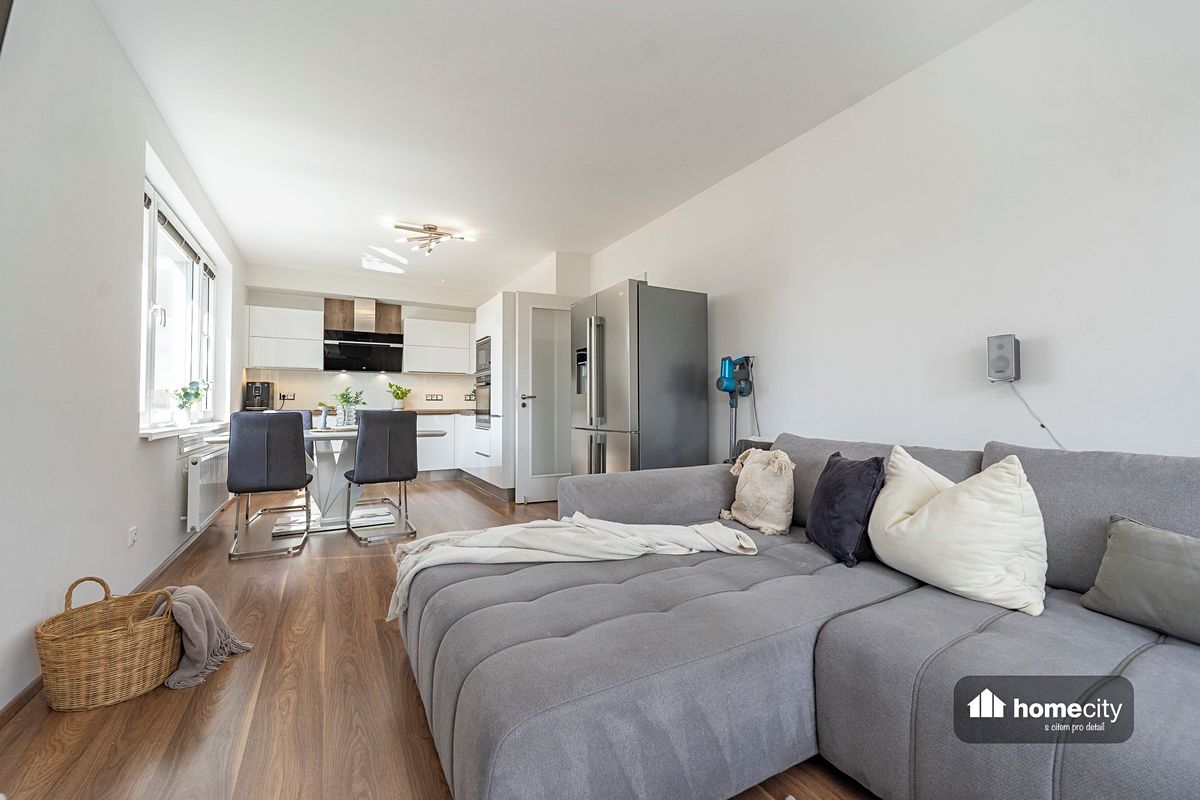 Prodej bytu 3+kk 82 m² – fotografie 3