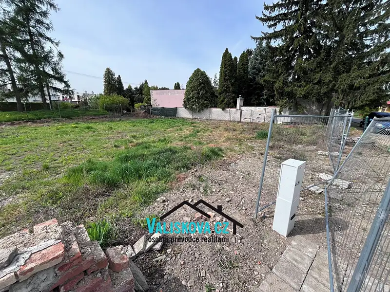 Prodej stavebního pozemku 830 m², Holešov – náhled fotky 2