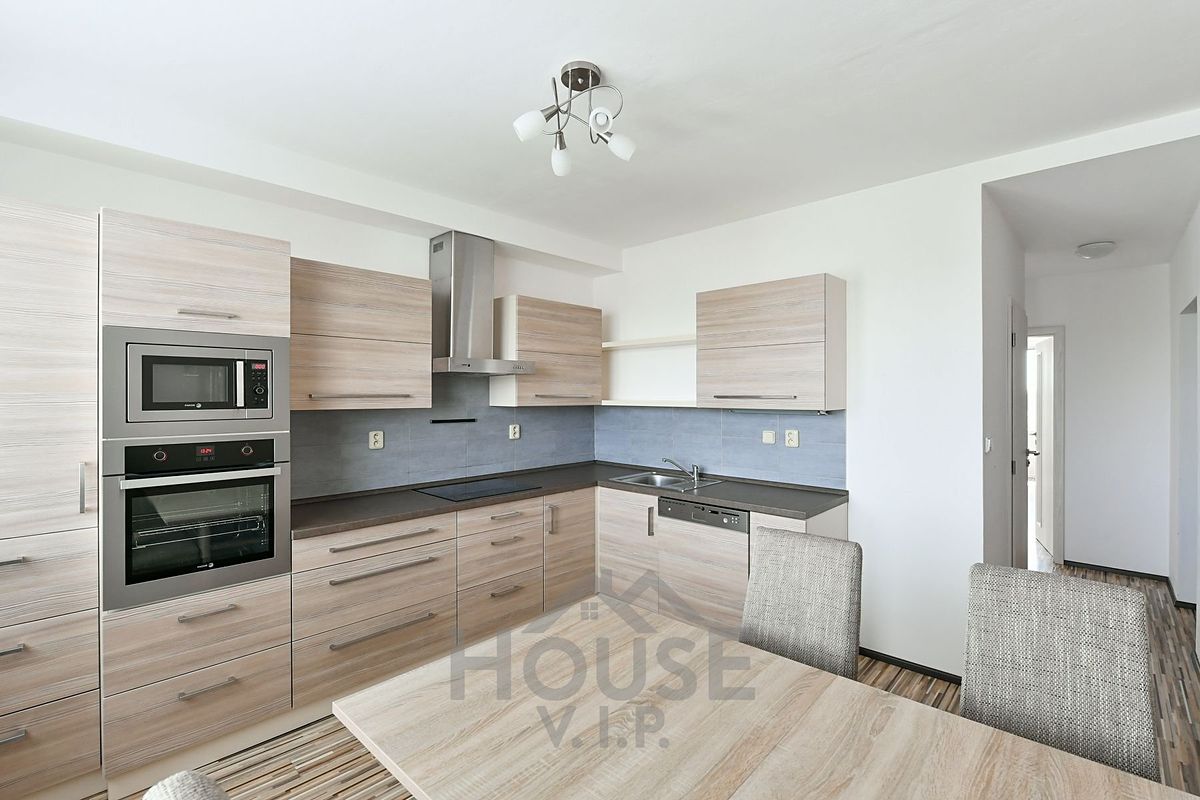 Prodej bytu 3+1 77 m² (Jednopodlažní)