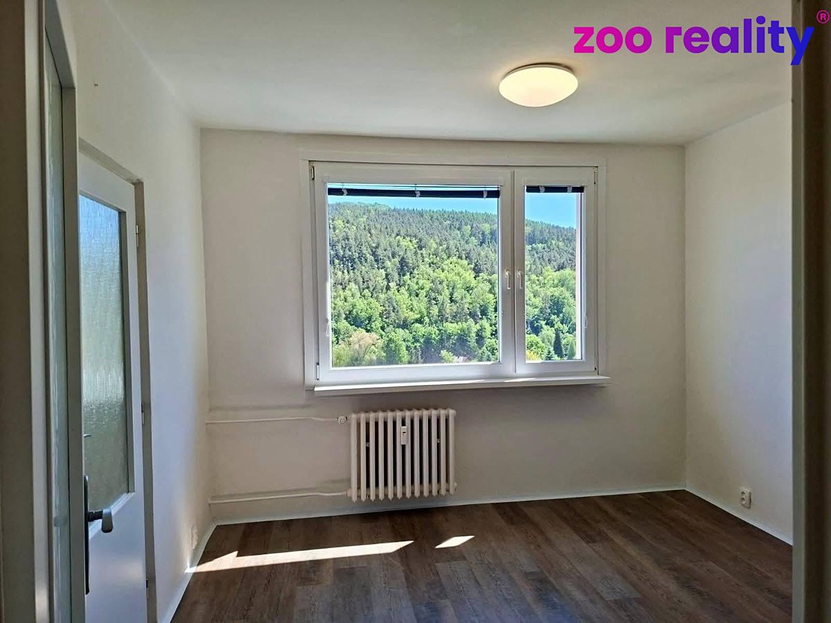 Pronájem bytu 1+1 36 m² – fotografie 4