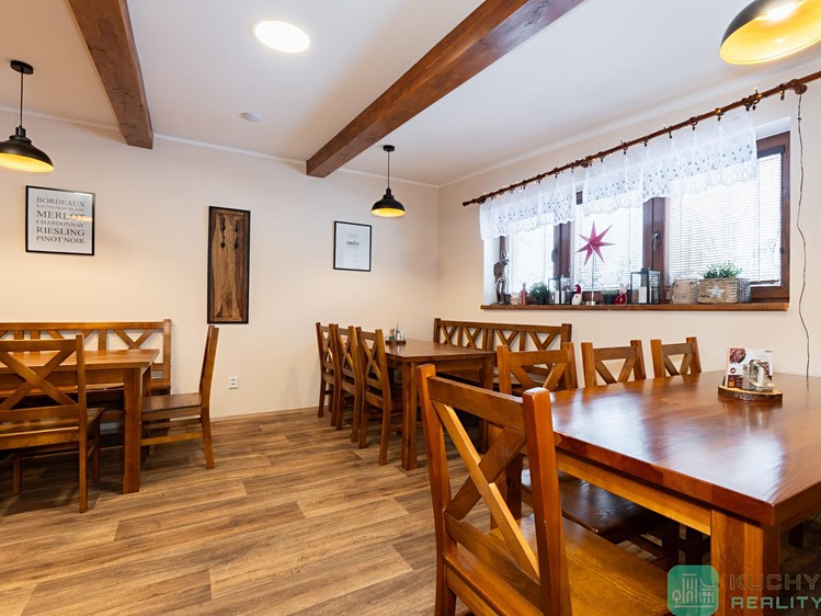 Комерційне приміщення на продаж, 428 м² (21 з 26)