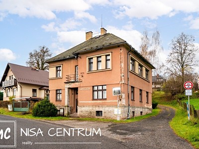 Prodej  rodinného domu 220 m², pozemek 633 m²
