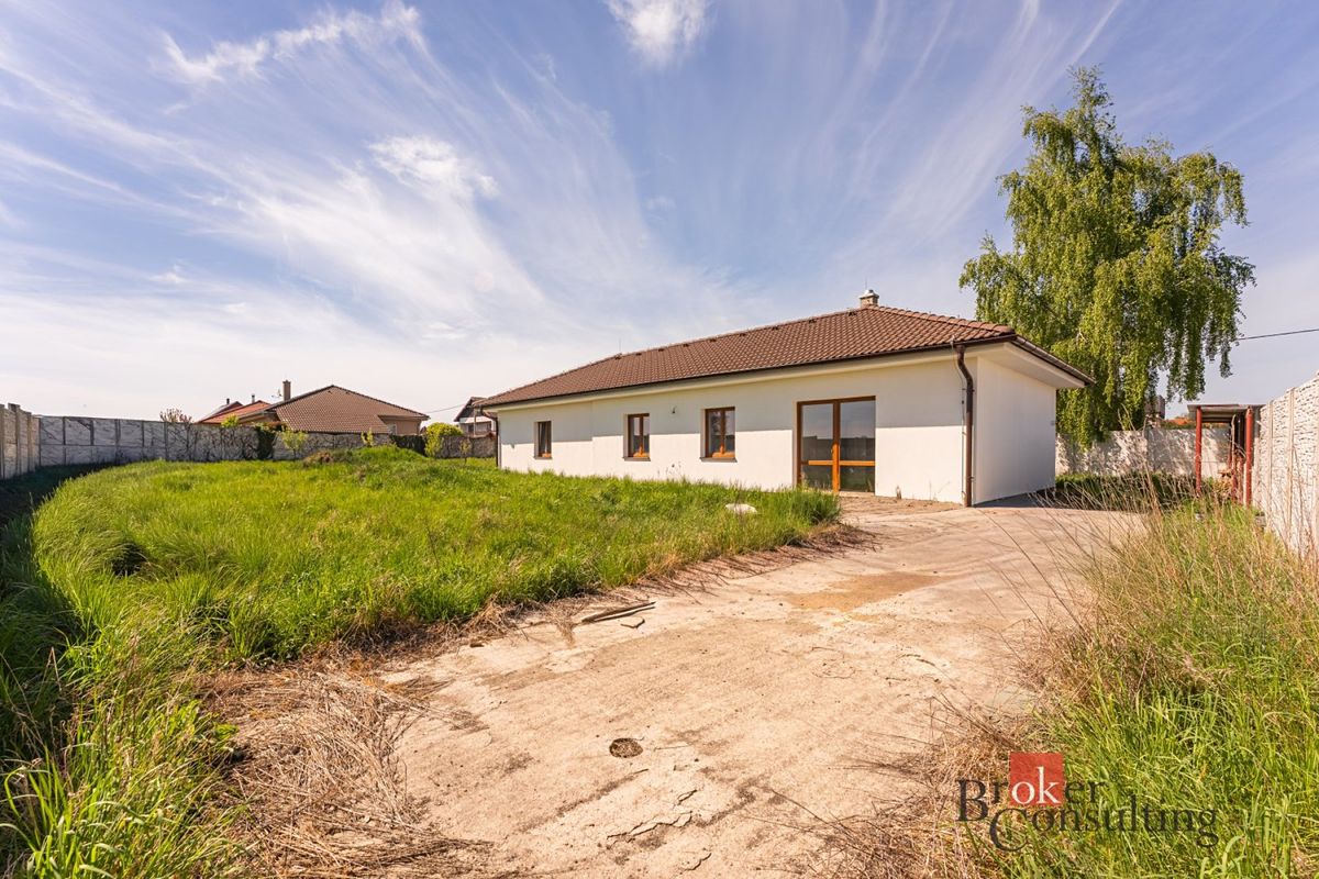 Prodej rodinného domu 102 m², pozemek 941 m² – fotografie 4