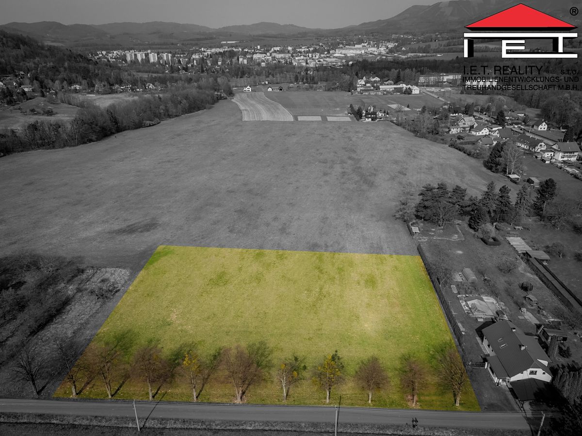 Prodej stavebního pozemku 6678 m² – fotografie 3
