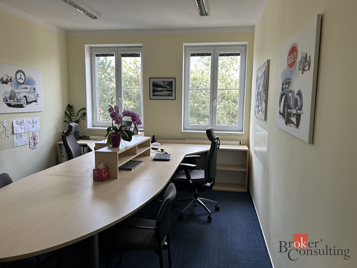 Pronájem kanceláře 126 m² – fotografie 2