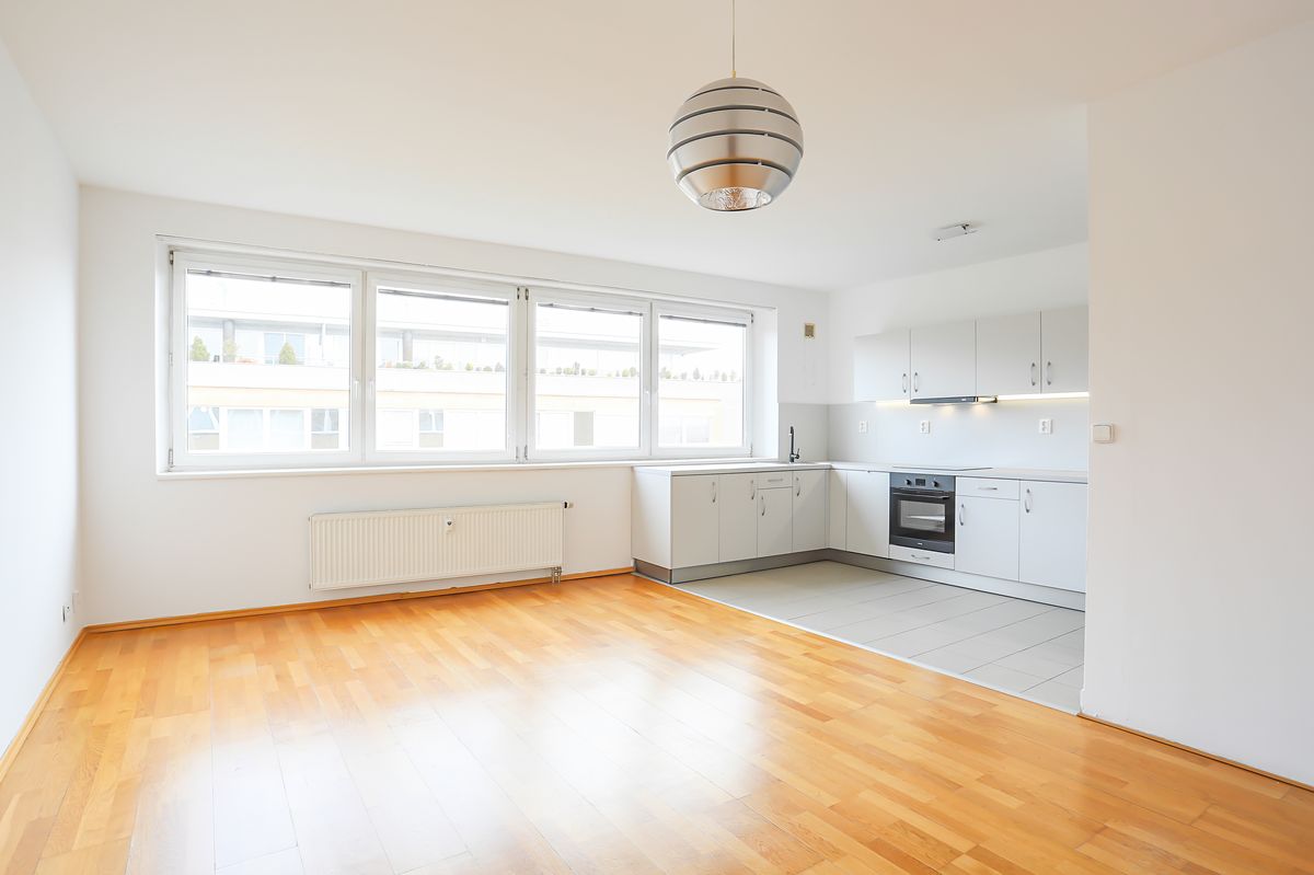 Pronájem bytu 3+kk 67 m²