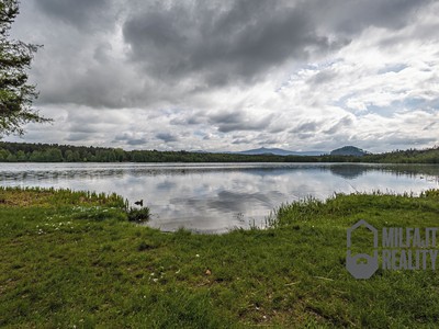 Prodej  stavebního pozemku 1 647 m²