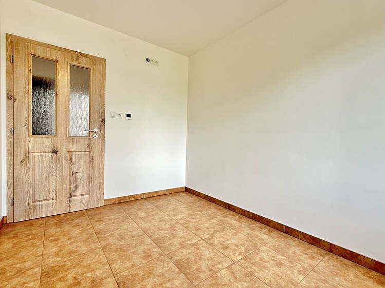 Pronájem bytu 3+kk, 72 m² (8 z 16)