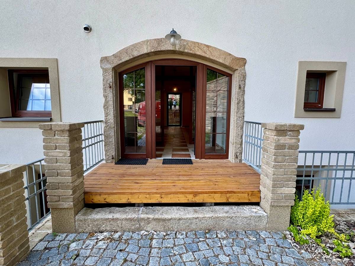 Pronájem rodinného domu 126 m², pozemek 40 m² – fotografie 2