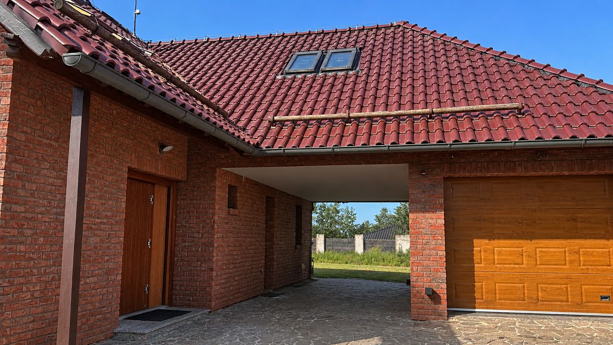 Prodej rodinného domu 165 m², pozemek 1613 m² – fotografie 2