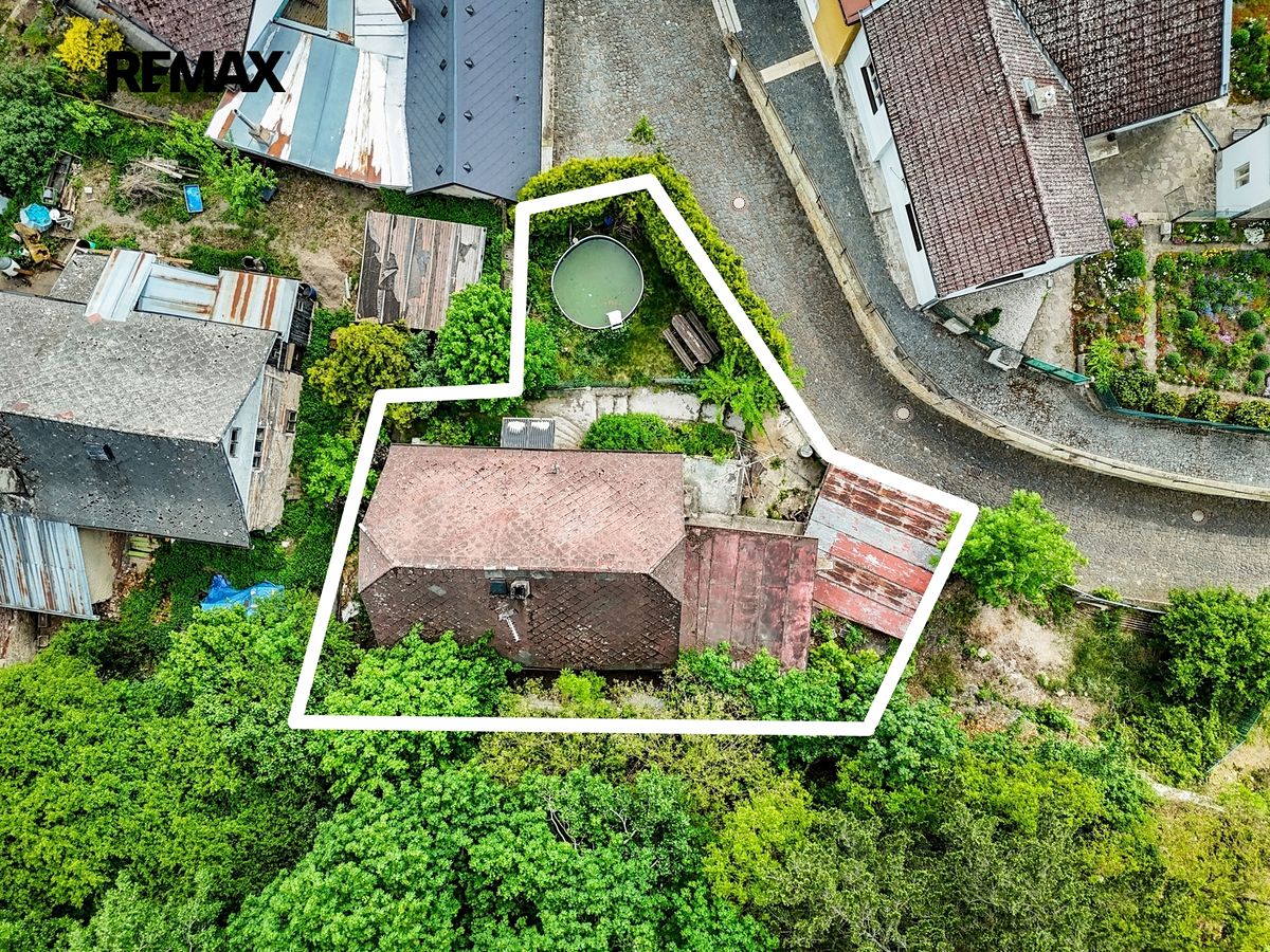 Prodej rodinného domu 95 m², pozemek 315 m² – fotografie 2