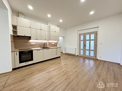 Pronájem bytu 4+kk 78 m²