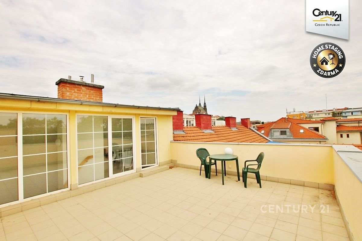 Pronájem bytu atypické 106 m² (Podkrovní)