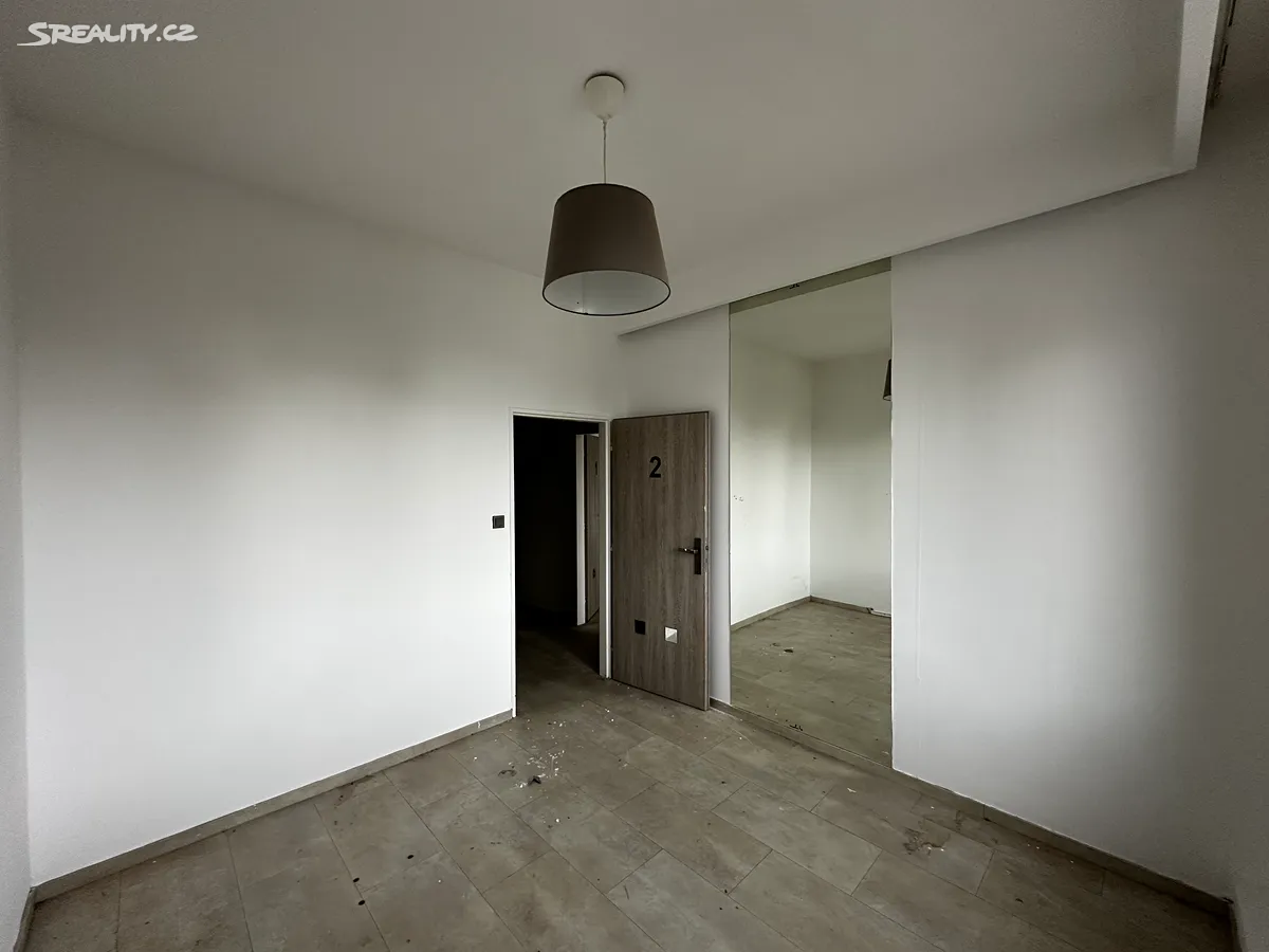 Prodej obchodního prostoru 133 m² – pohled 4
