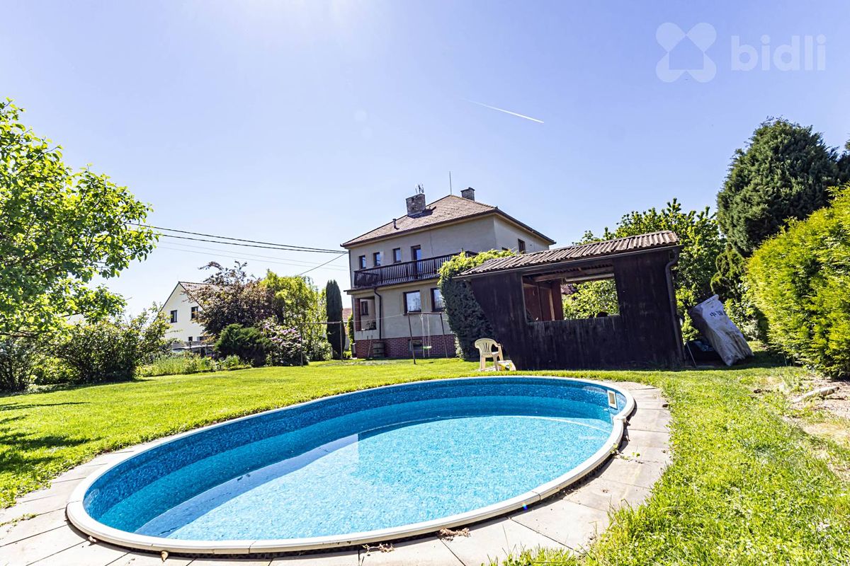 Prodej rodinného domu 173 m², pozemek 1110 m²