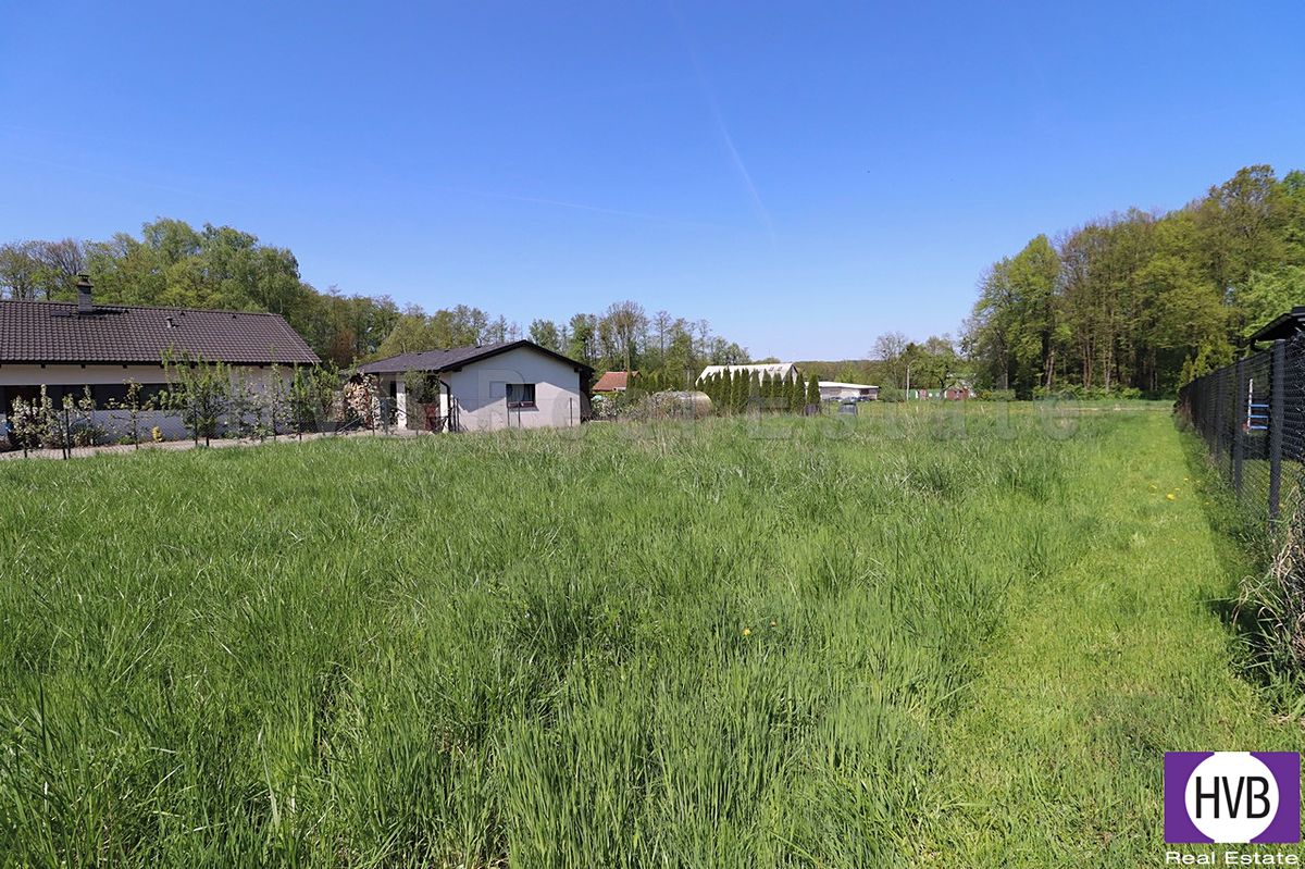 Prodej stavebního pozemku 1100 m² – fotografie 3