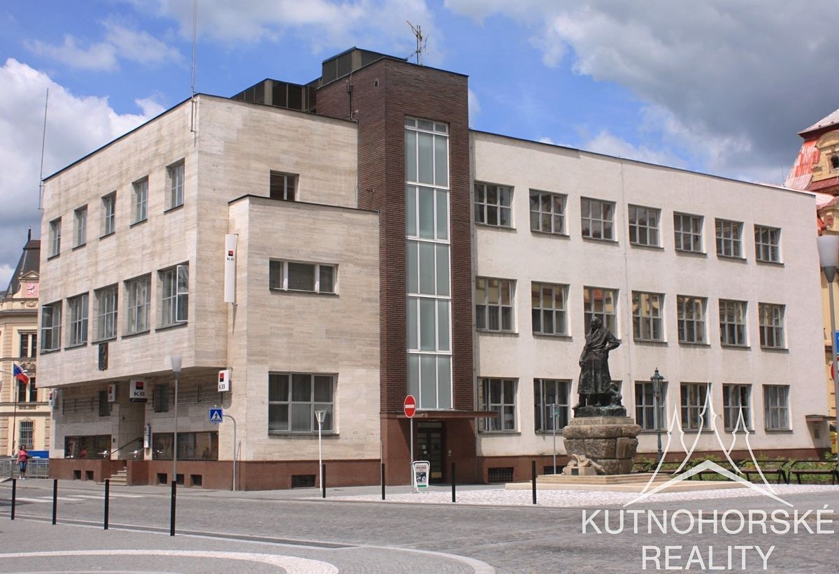 Pronájem kanceláře 43 m² – fotografie 2
