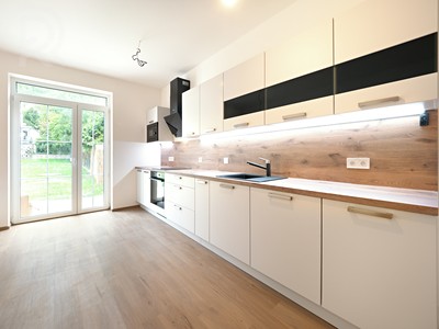 Pronájem  rodinného domu 100 m², pozemek 426 m²