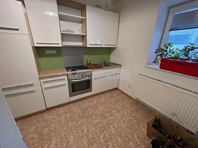 Pronájem kanceláře 60 m²