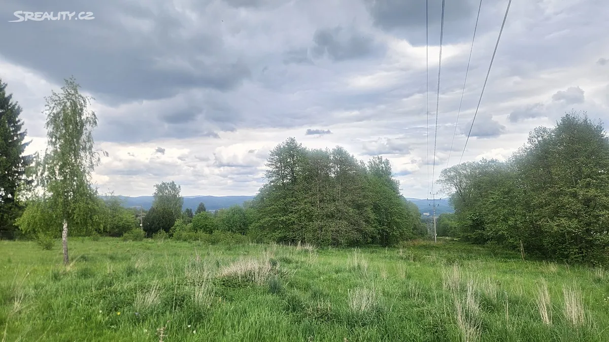 Prodej pozemku 9589 m²